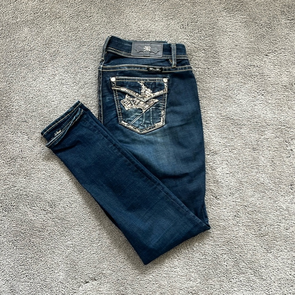 Women’s Miss Me Mid-Rise Easy Skinny